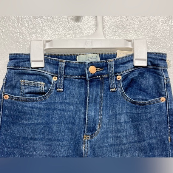 Women's High-Rise Slim Straight Fit Jeans - Universal Thread™ - Sz 00/24R - Picture 5 of 12